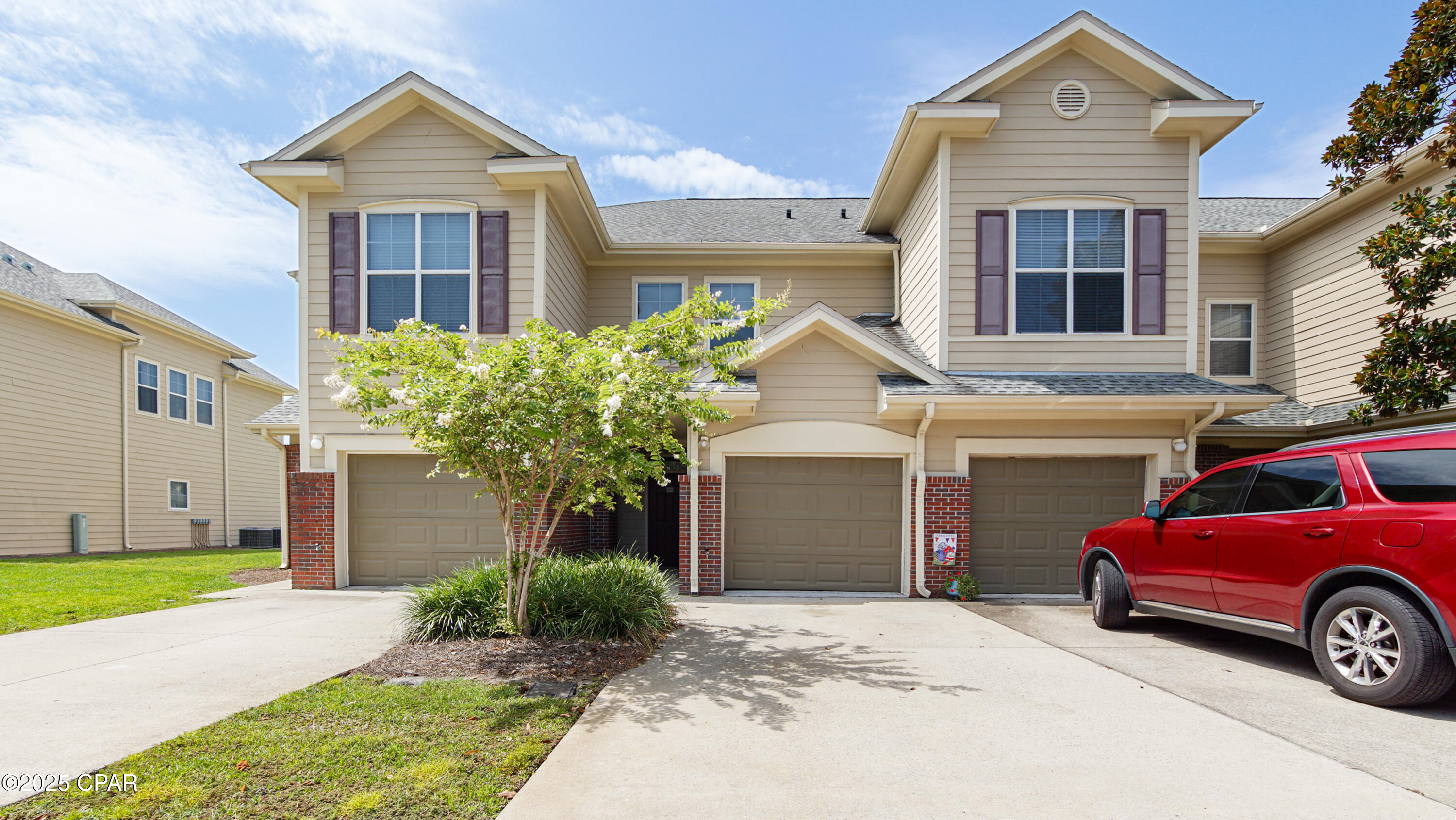 This beautiful townhome features 2 bedrooms and 2.5 bathrooms, offering both comfort and style. Don't forget about the flex room upstairs that offers the perfect space for unlimited options. Enjoy peaceful mornings or relaxing afternoons on the screened-in porch overlooking a tranquil pond. The rent includes access to the community pool, as well as lawn care, and pest control--making for truly carefree, enjoyable living!

NO pets allowed.