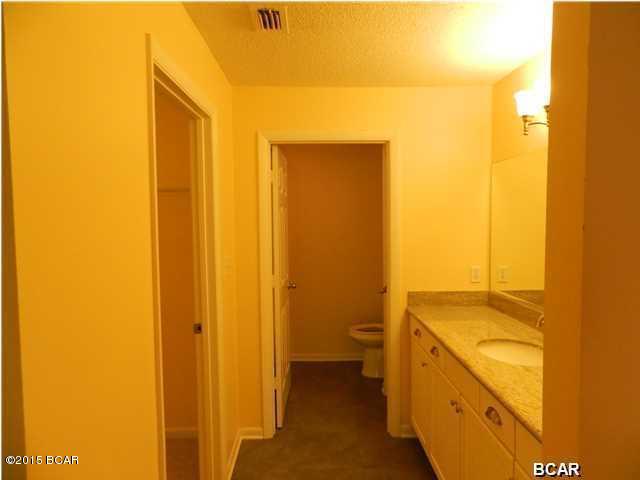 Hombre Golf Village - Residential Lease