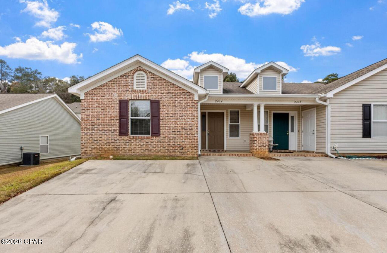 Welcome to Apalachee Hills! This well maintained 3-bedroom, 2-bath townhome offers a fantastic opportunity for both first-time homebuyers and savvy investors alike. Currently part of a rental portfolio, this property stands out with three  available units, making it an excellent option for those looking to expand or start an investment portfolio. Seller has 1587 Quazar Road, 1589 Quazar Road, and 2414 Quazar Circle for sale.
Situated on the east side of Tallahassee, this townhome is centrally located near shopping, dining, and everyday conveniences, all while being tucked away in a quiet, peaceful subdivision. Located on a cul-de-sac, the home features a split floor plan that provides privacy and functionality, along with a quiet backyard perfect for relaxing or entertaining. This home offers comfortable, low maintenance living in an established neighborhood. Whether you're searching for your first home or a smart addition to your rental portfolio, this Apalachee Hills townhome checks all the boxes.