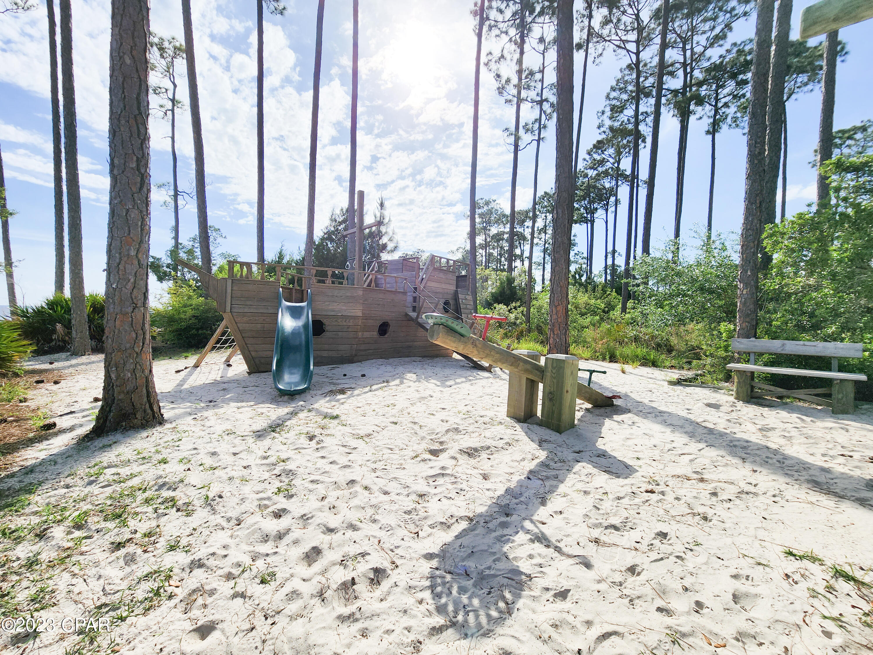 Rivercamps On Crooked Creek - Land