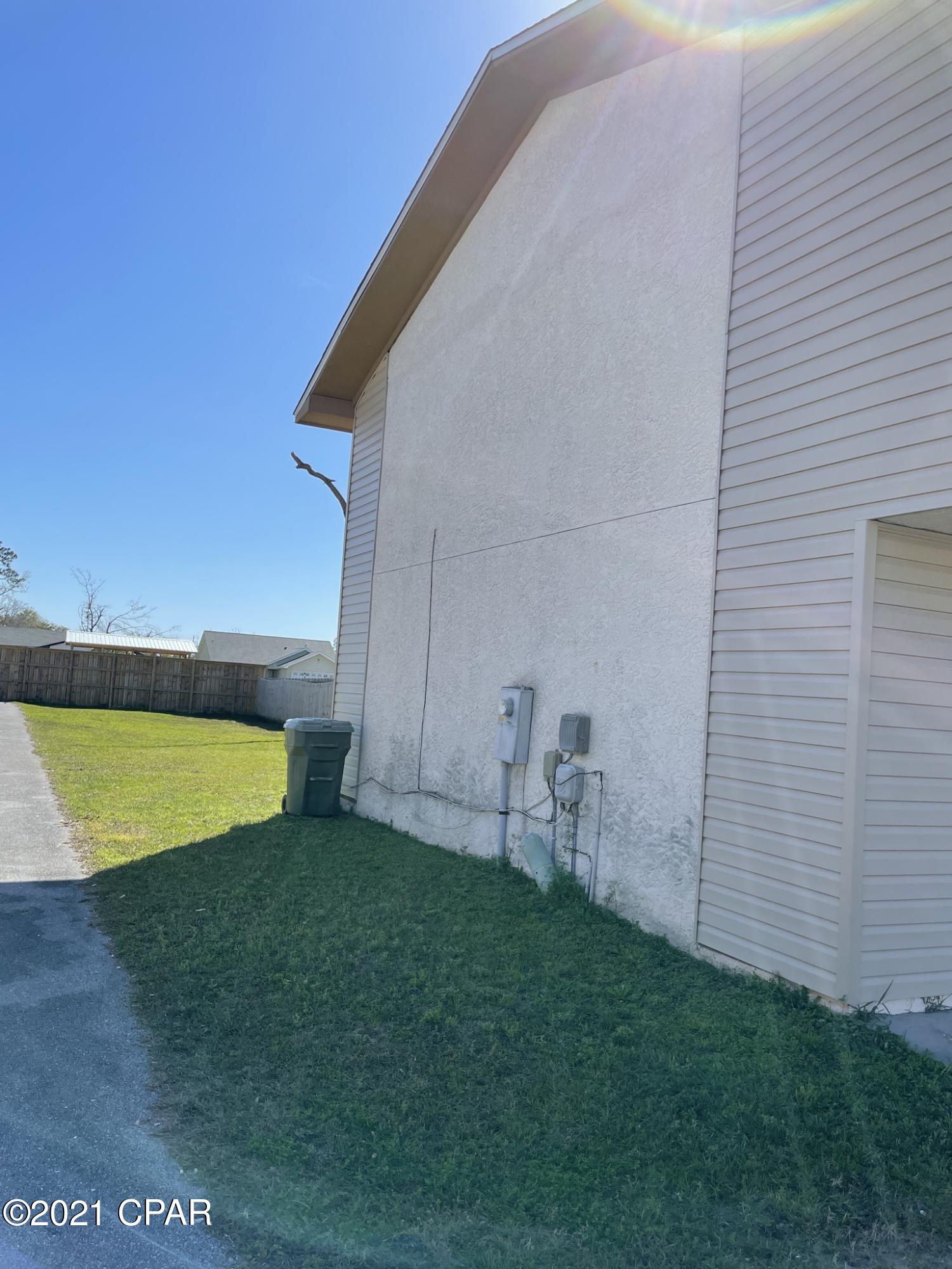 Gulf Coast Village U-2 - Residential Lease