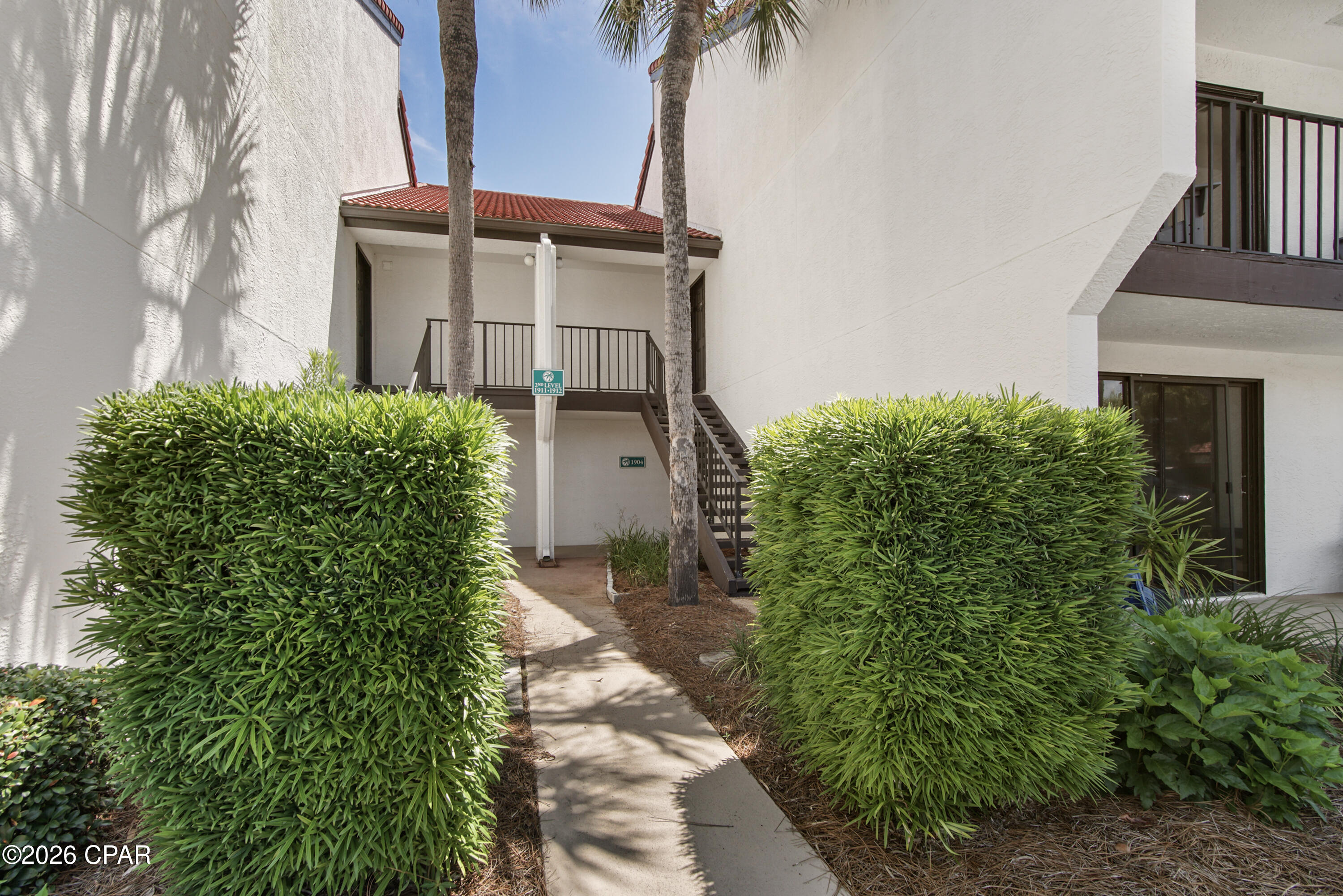 Edgewater Golf Villas V-B - Residential