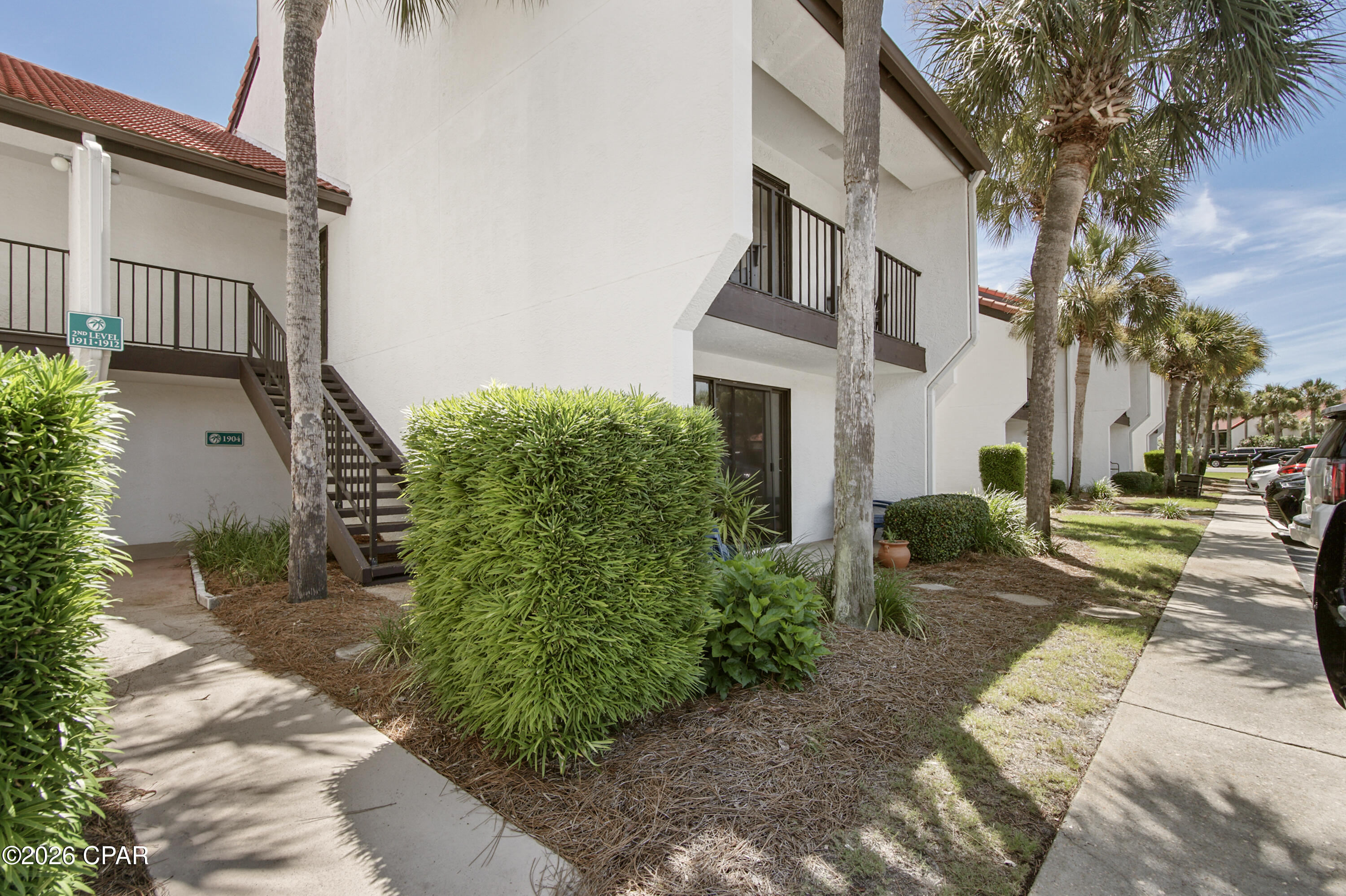 Edgewater Golf Villas V-B - Residential