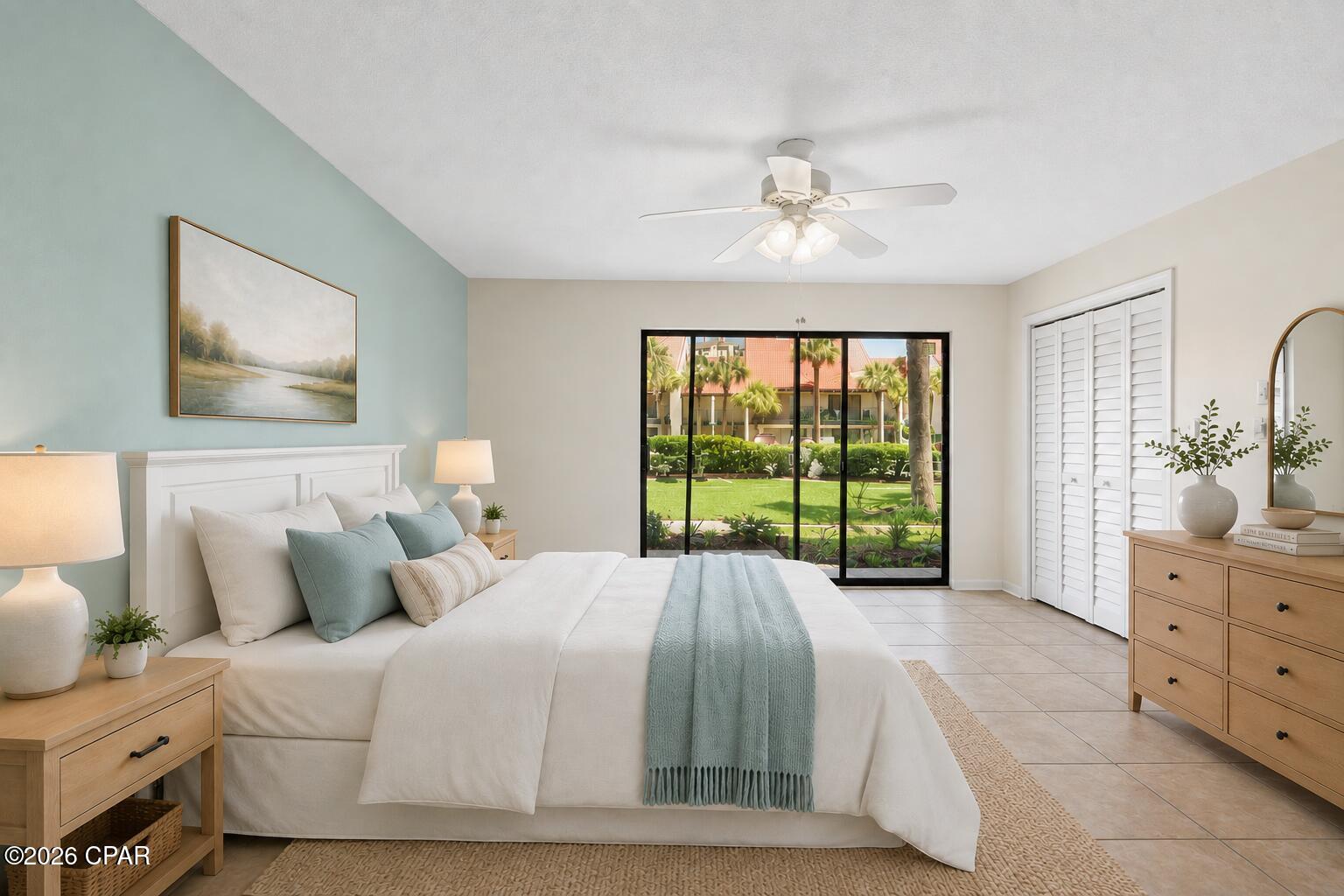 Edgewater Golf Villas V-B - Residential