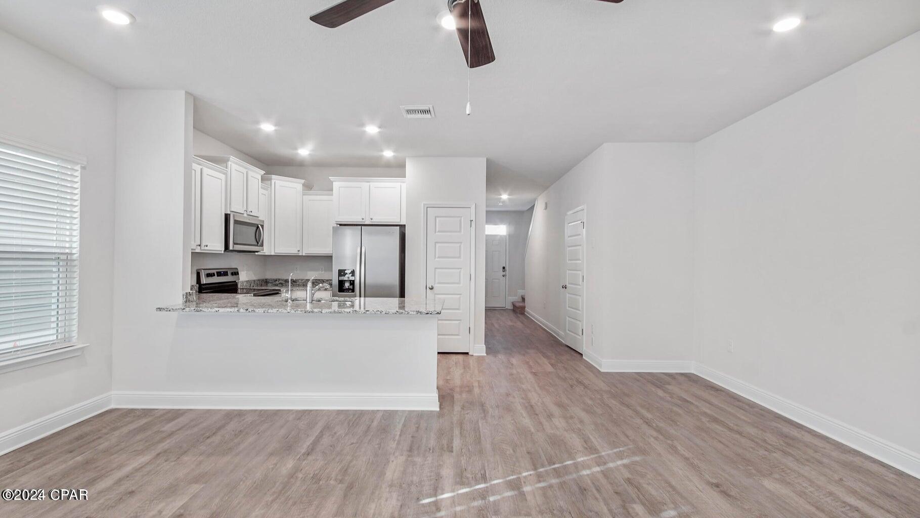 [No Recorded Subdiv] - Residential Lease