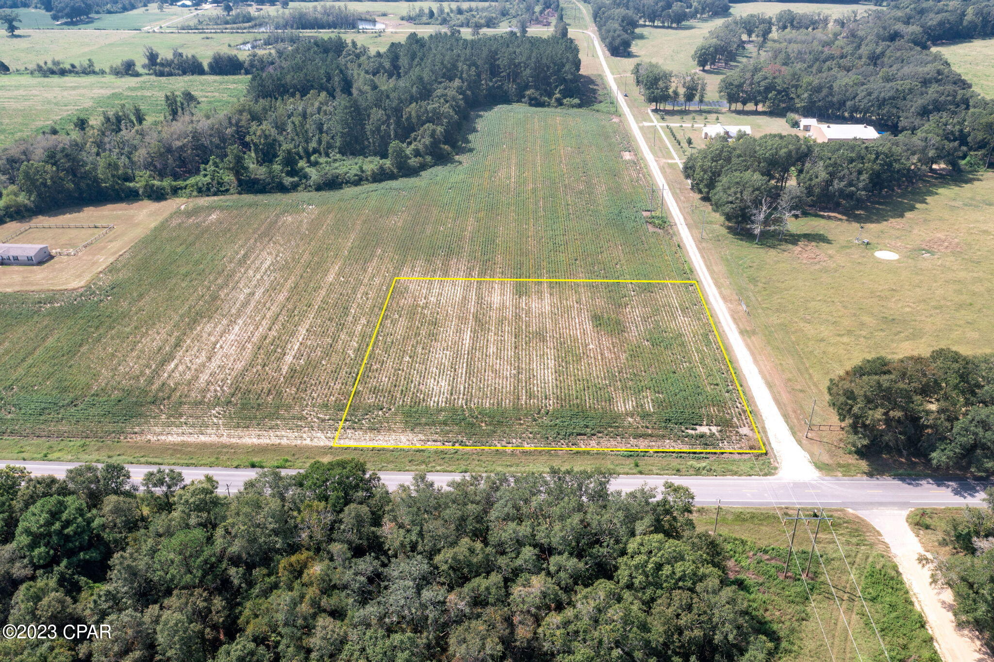 Located off Tri County Airport Road, this 2.78 +/-acre tract ready for your dream home! Lot has recently been surveyed and is cleared offering multiple home sites. Parcel is situated conveniently between Chipley, Bonifay and Graceville.