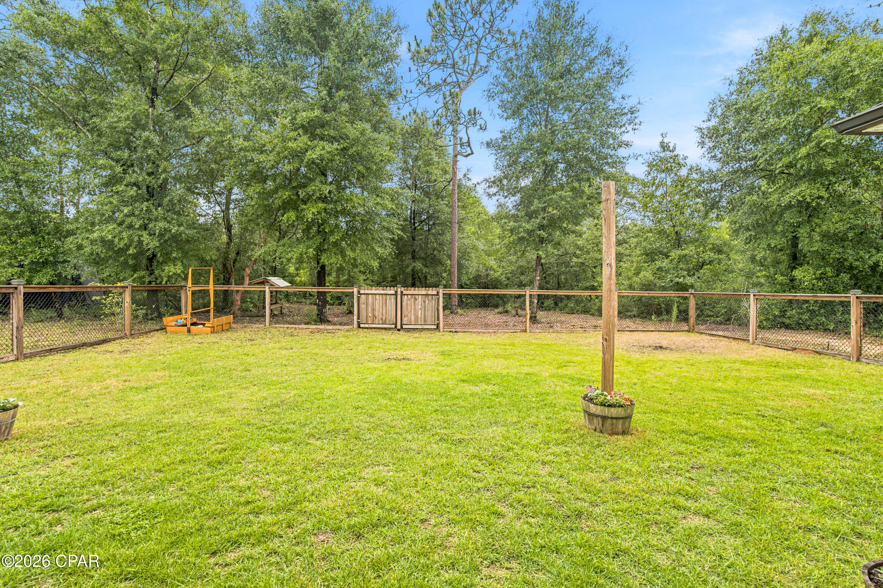 Leisure Lakes - Residential