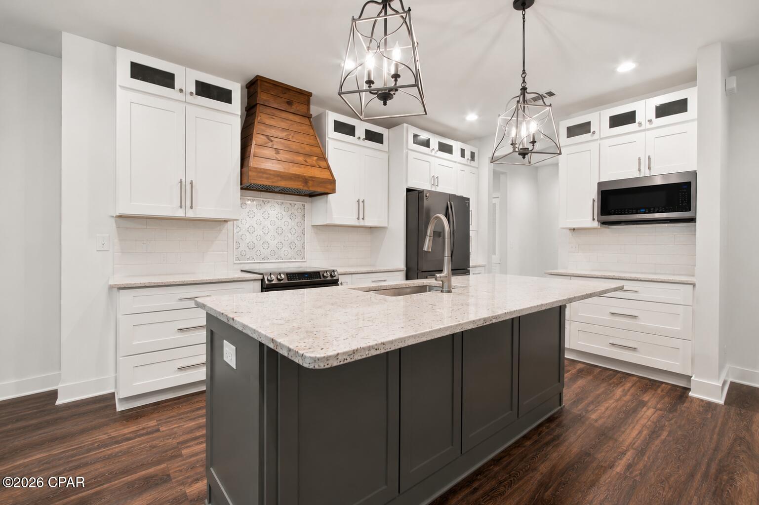Leisure Lakes - Residential