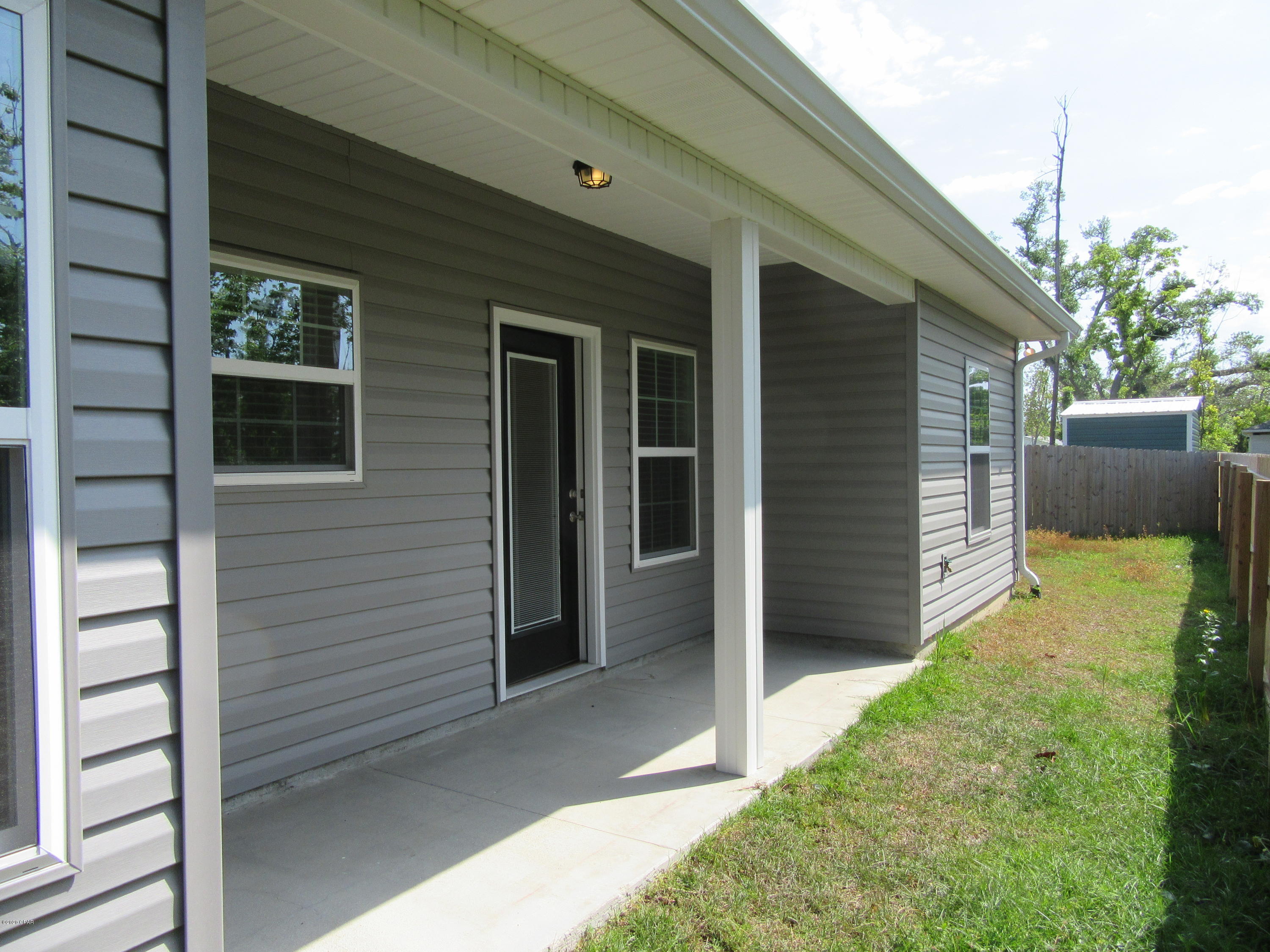 Parker Pines - Residential Lease