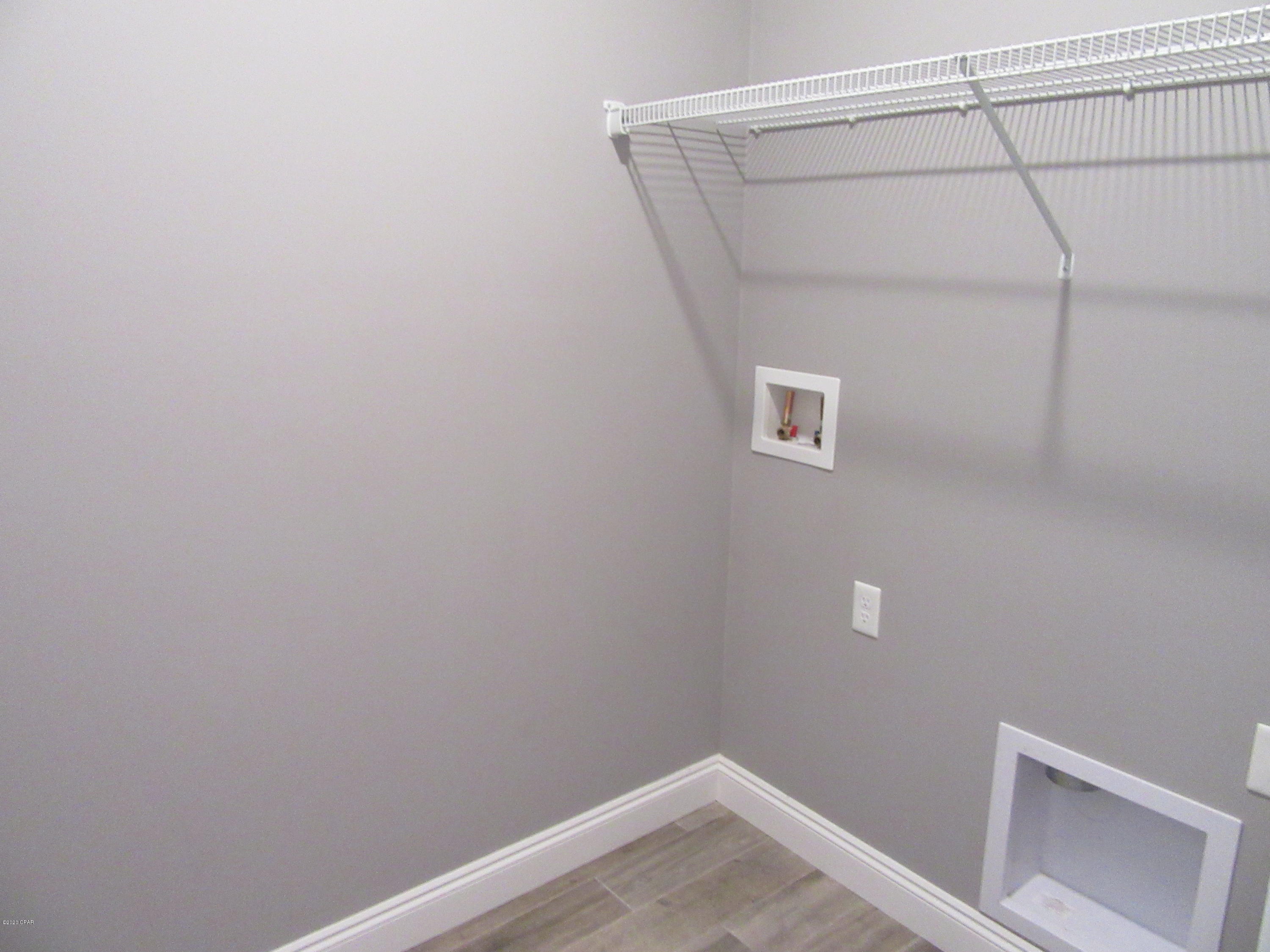 Parker Pines - Residential Lease