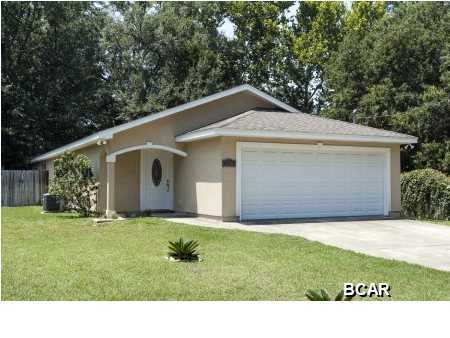 This is the home you've been looking for! Come home and relax in front of the fireplace in an open concept family room/dining room with pass-through counter from the kitchen. All of the stainless steel appliances stay! Exquisite double French doors lead from family room to fenced back yard, which is perfect for an afternoon cookout with covered patio and shaded yard space with trees. Owner's retreat offers an attached full bath with dual vanities and plenty of mirror space, a large walk-in closet, and a jetted tub/shower combination. This home is the perfect mixture of style and function. It will not last long!