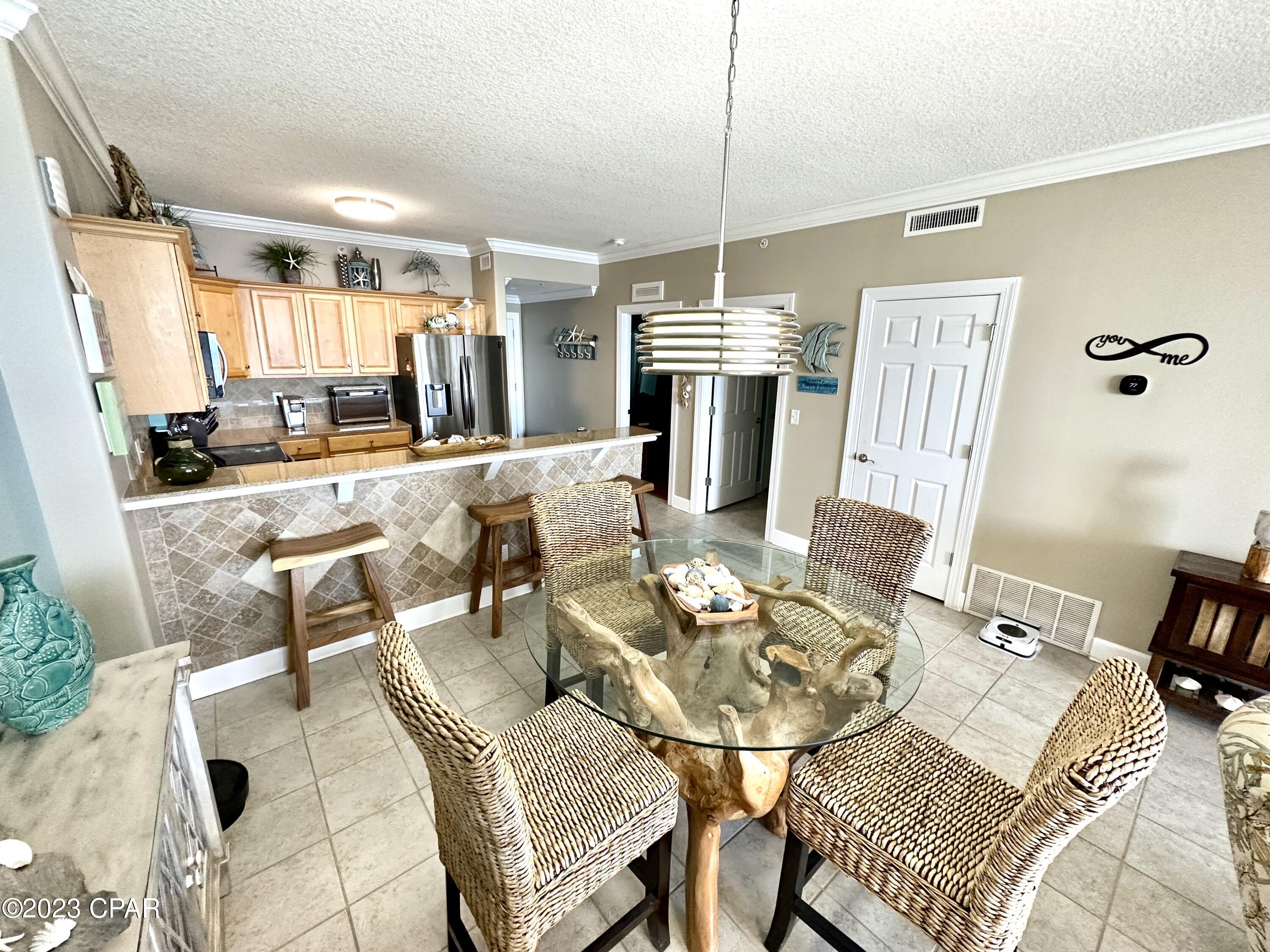 Tropic Winds - Residential