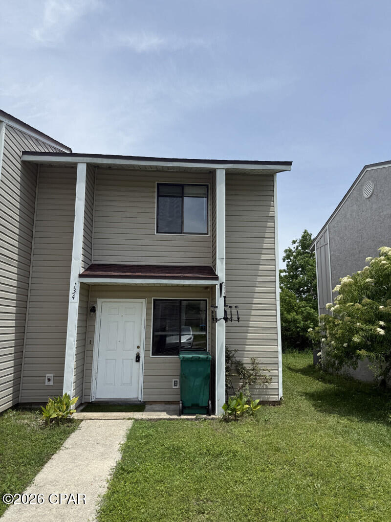 Spacious and inviting 2 bedroom, 1.5 bath end unit townhome offering extra privacy and natural light throughout. This well maintained home features a functional layout with comfortable living spaces, an open flow from living room to dining to kitchen on the 1st floor and generously sized bedrooms and full bath upstairs. Conveniently located near shopping, dining, schools, and major roadways, this townhome is perfect for first time buyers, downsizers, or investors. Move in ready and full of potential, don't miss this opportunity!