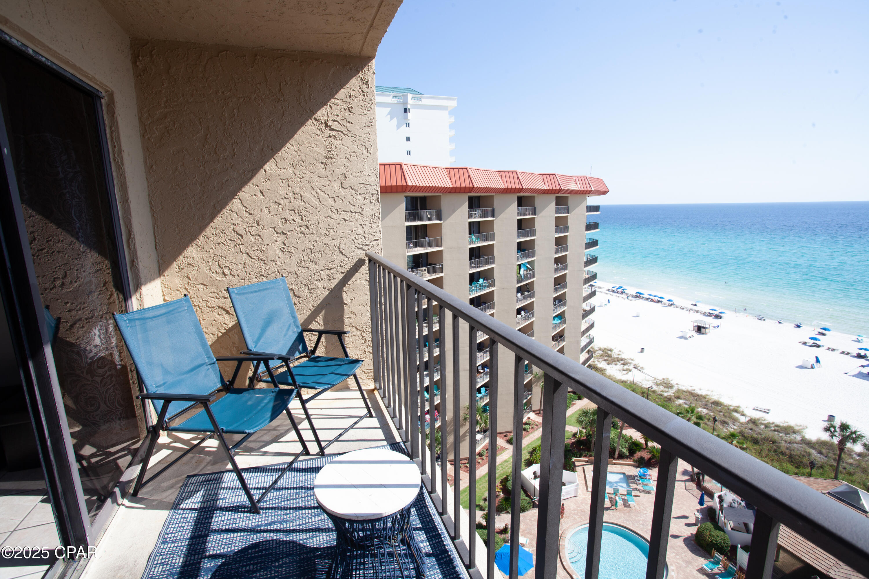 Summerhouse Condo. - Residential