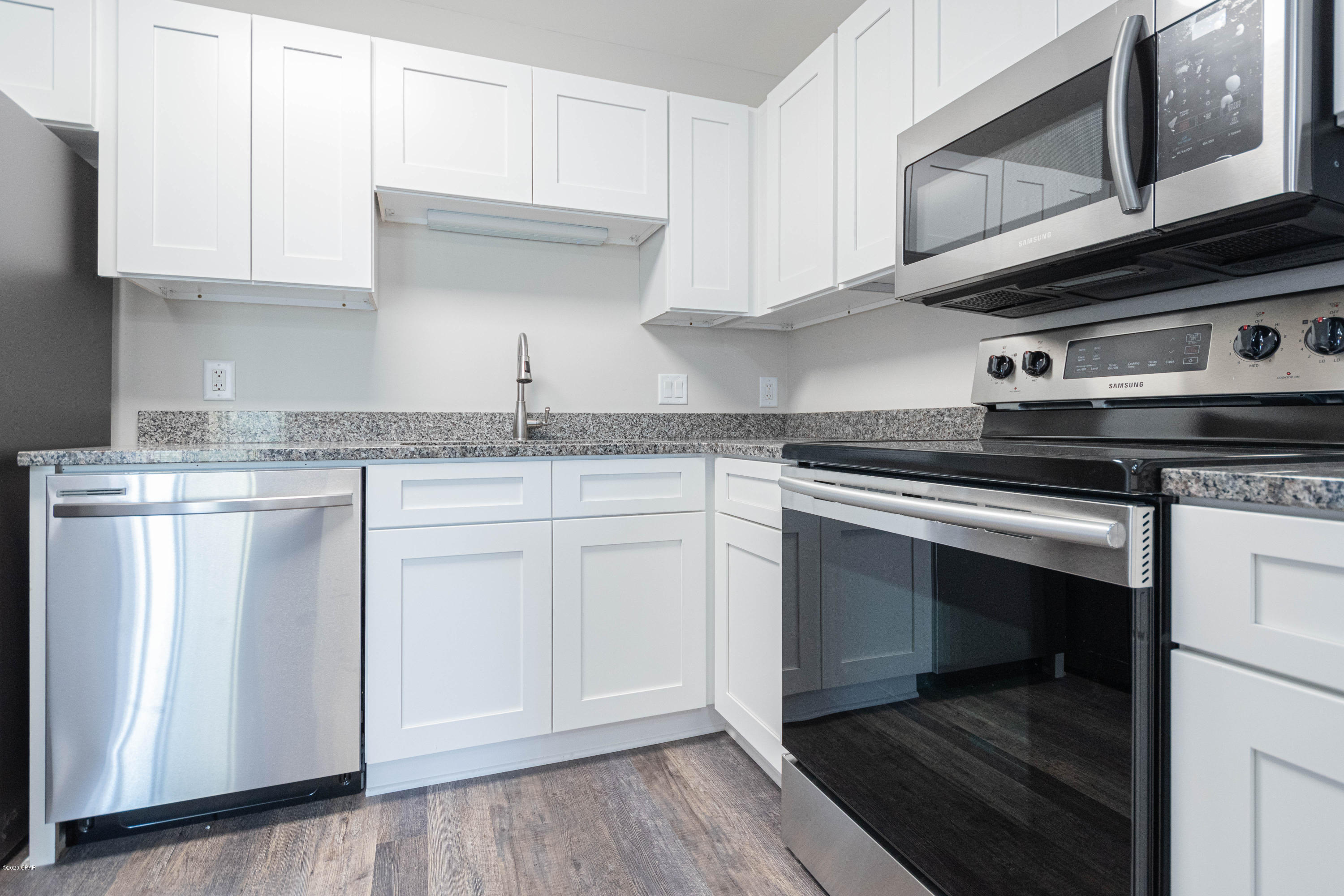 [No Recorded Subdiv] - Residential Lease