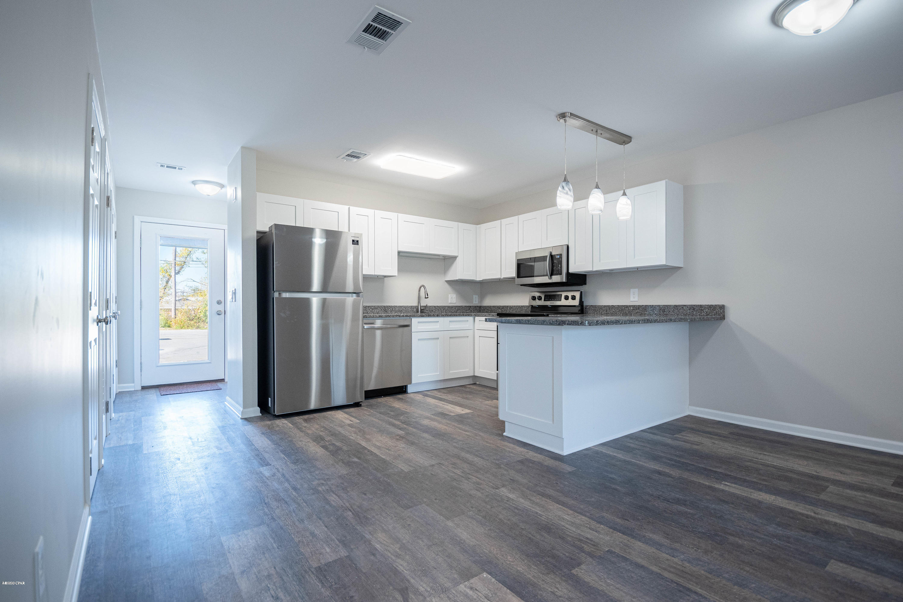 [No Recorded Subdiv] - Residential Lease