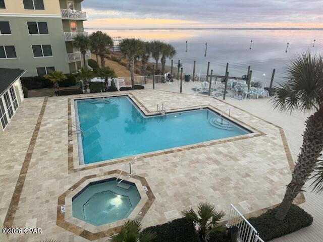 Hibiscus By The Bay - Residential