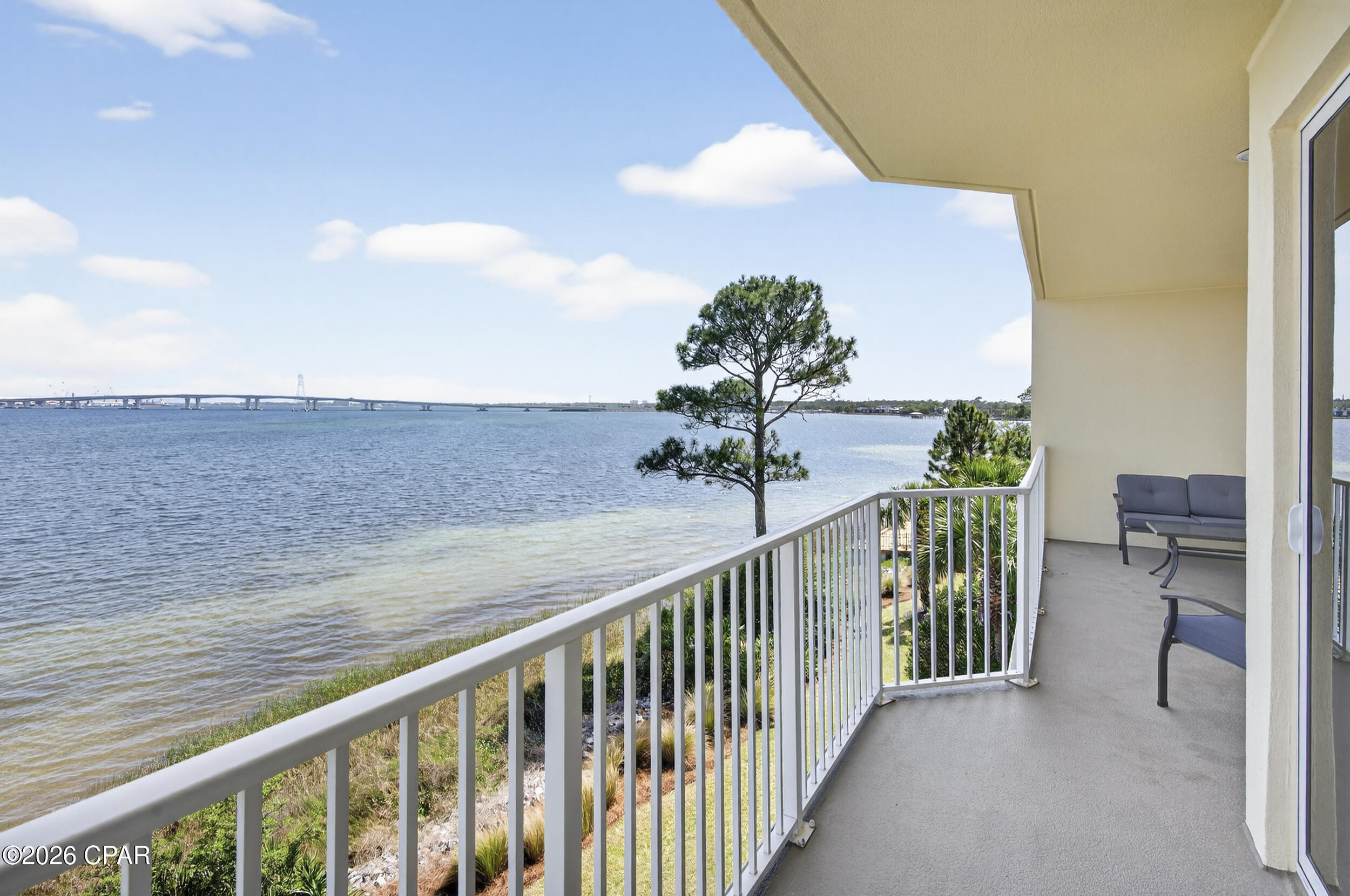 Hibiscus By The Bay - Residential