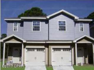 Duplex located minutes from the beach. Convenient to shopping, schools and the Navy base. Bedrooms and living area have carpet and kitchen and hall areas have tile flooring. Home features a small breakfast bar and stainless steel appliances in kitchen.



All measurements are approximate.