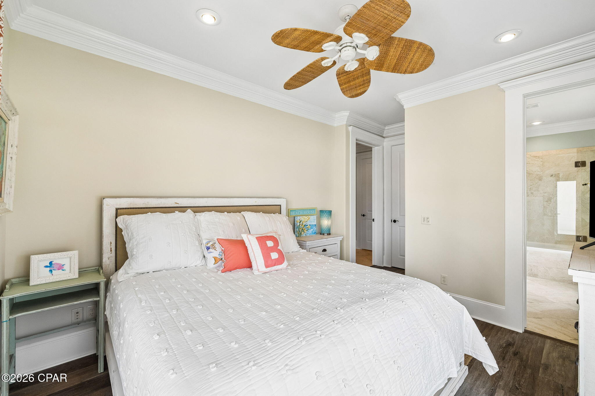 Seahorse Villas - Residential