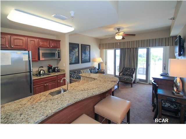 Carillon Beach Inn - Residential