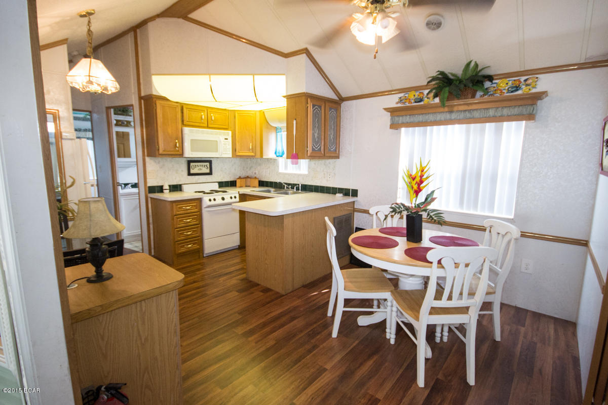 Emerald Pointe Resort - Residential