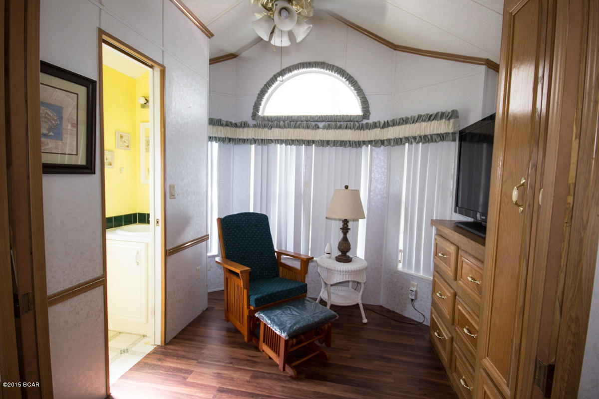 Emerald Pointe Resort - Residential