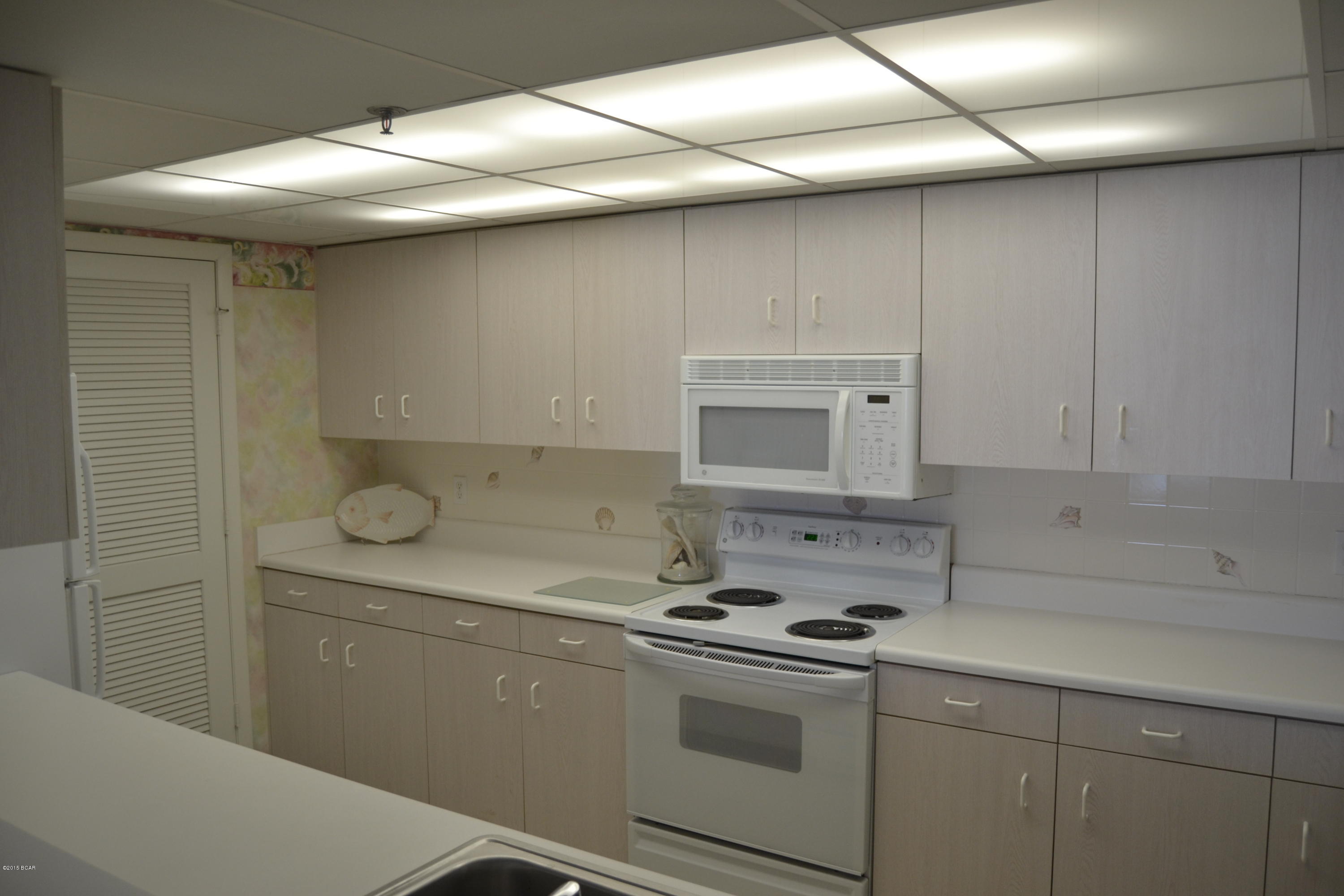Long Beach Towers III - Residential