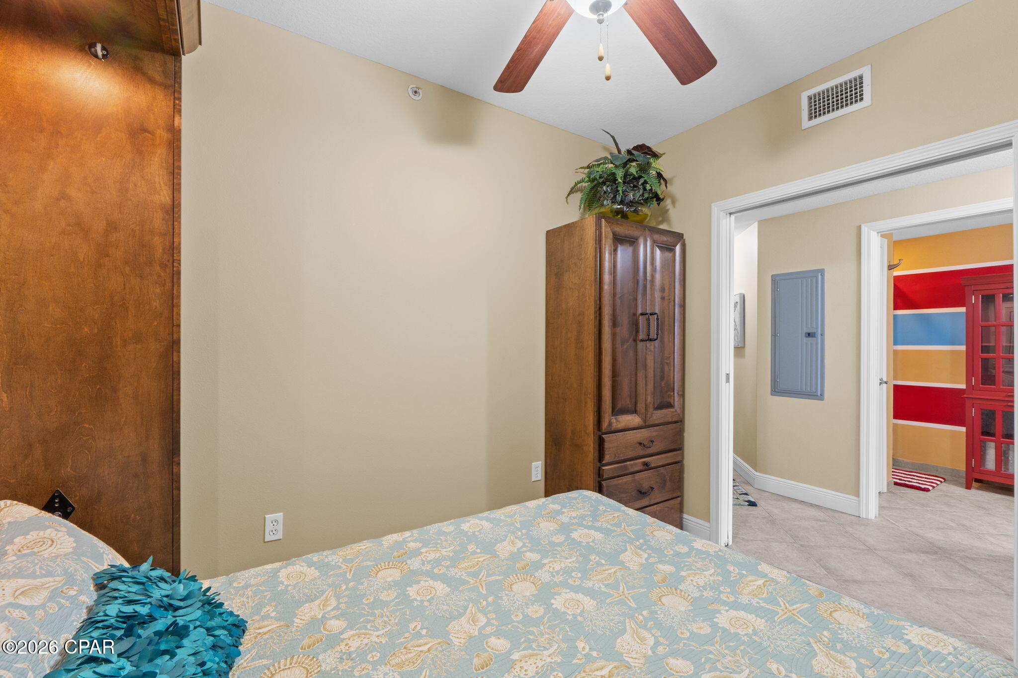 Magnolia Bay Club - Residential