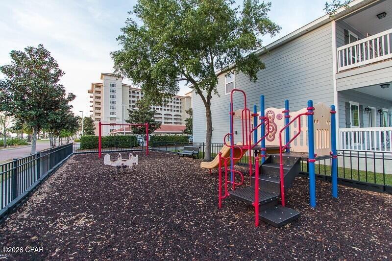 Magnolia Bay Club - Residential