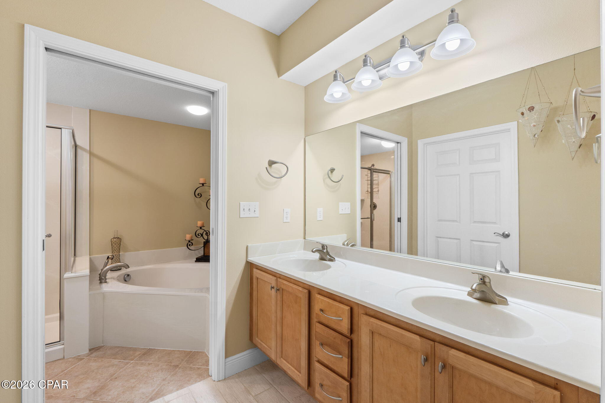 Magnolia Bay Club - Residential