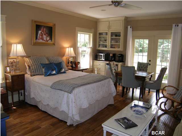 Hawks Landing - Residential