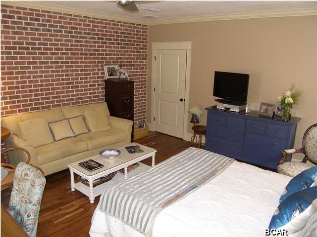 Hawks Landing - Residential
