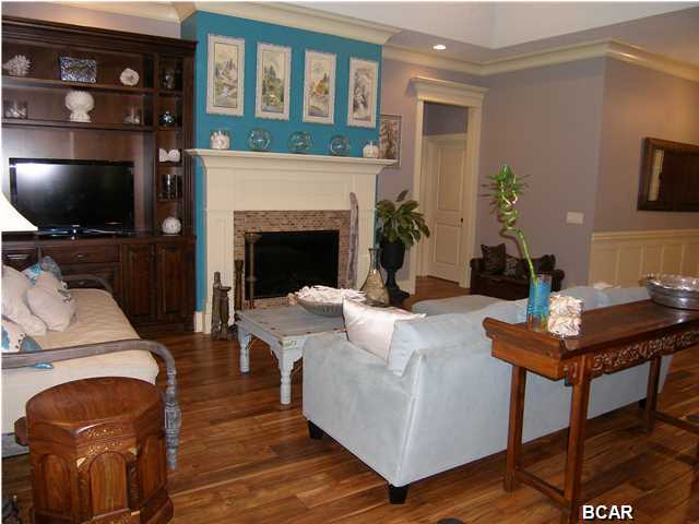 Hawks Landing - Residential