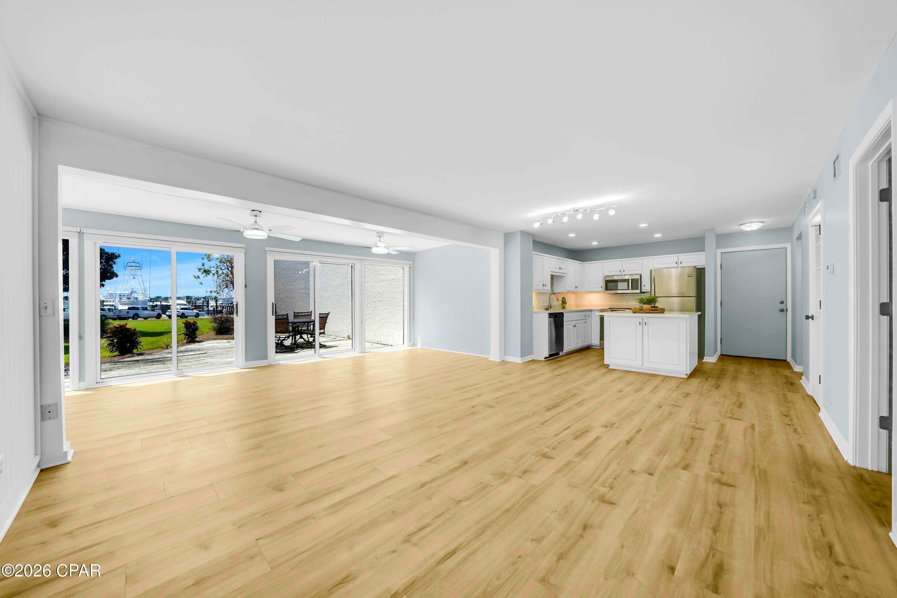 Bay Point Harbour Villas - Residential