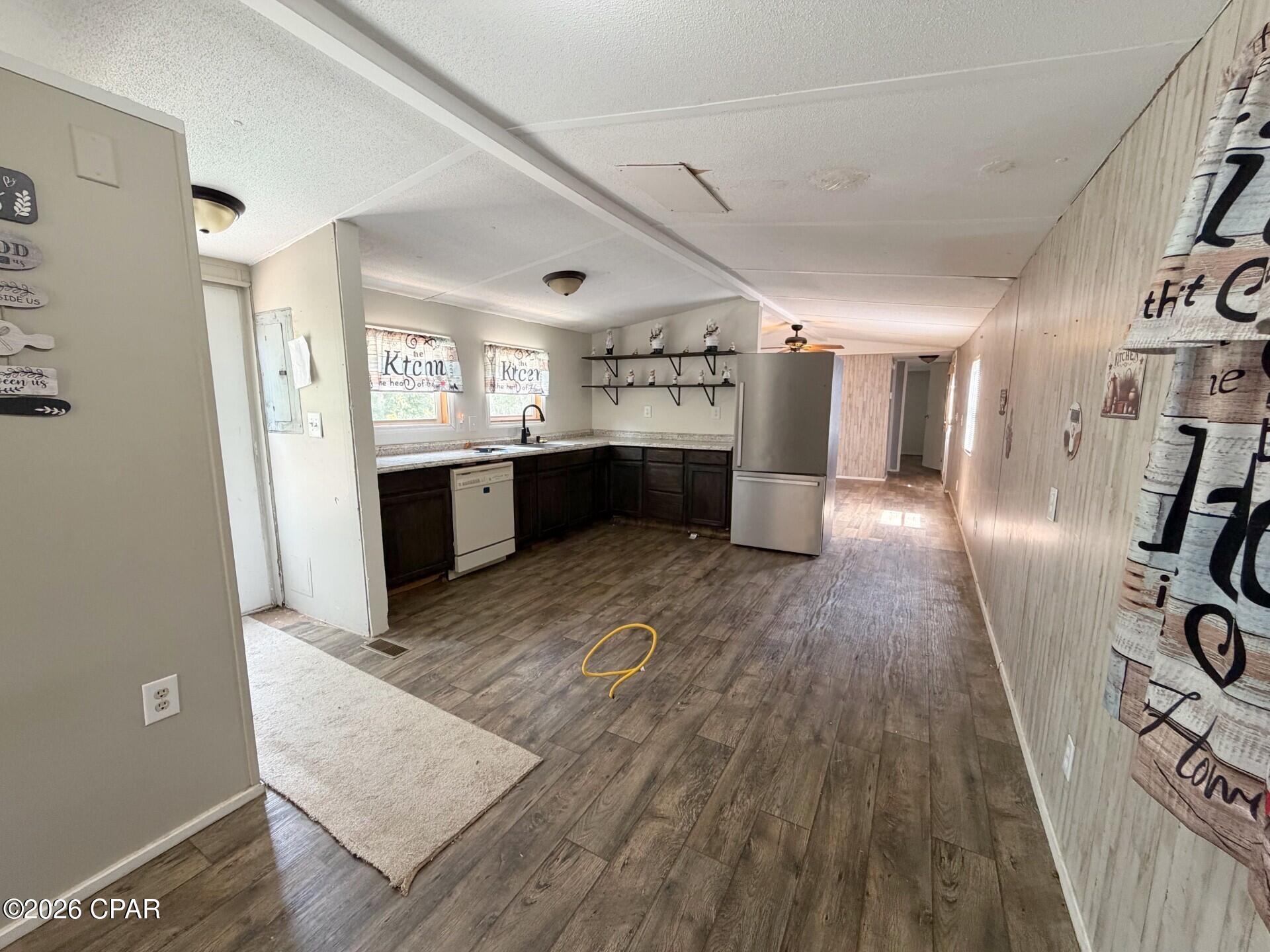 [No Recorded Subdiv] - Residential