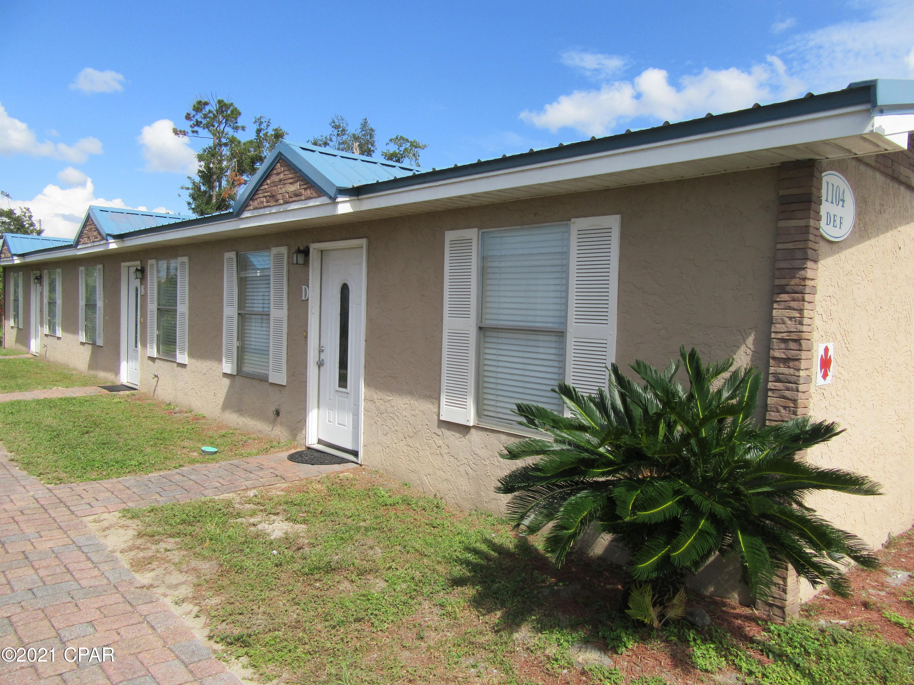 Very nice 2 bedroom 1 bath apartment located on a quiet cul-de-sac in the much desired Lynn Haven community. Close to the nicest schools, shopping, dining and centrally located to bases and the beach. All property sizes and ages are approximate, please measure and/or verify if important.

School assignments are subject to change, please check with Bay County for most accurate information. Deposit is the same as one month's rent. No pets allowed.