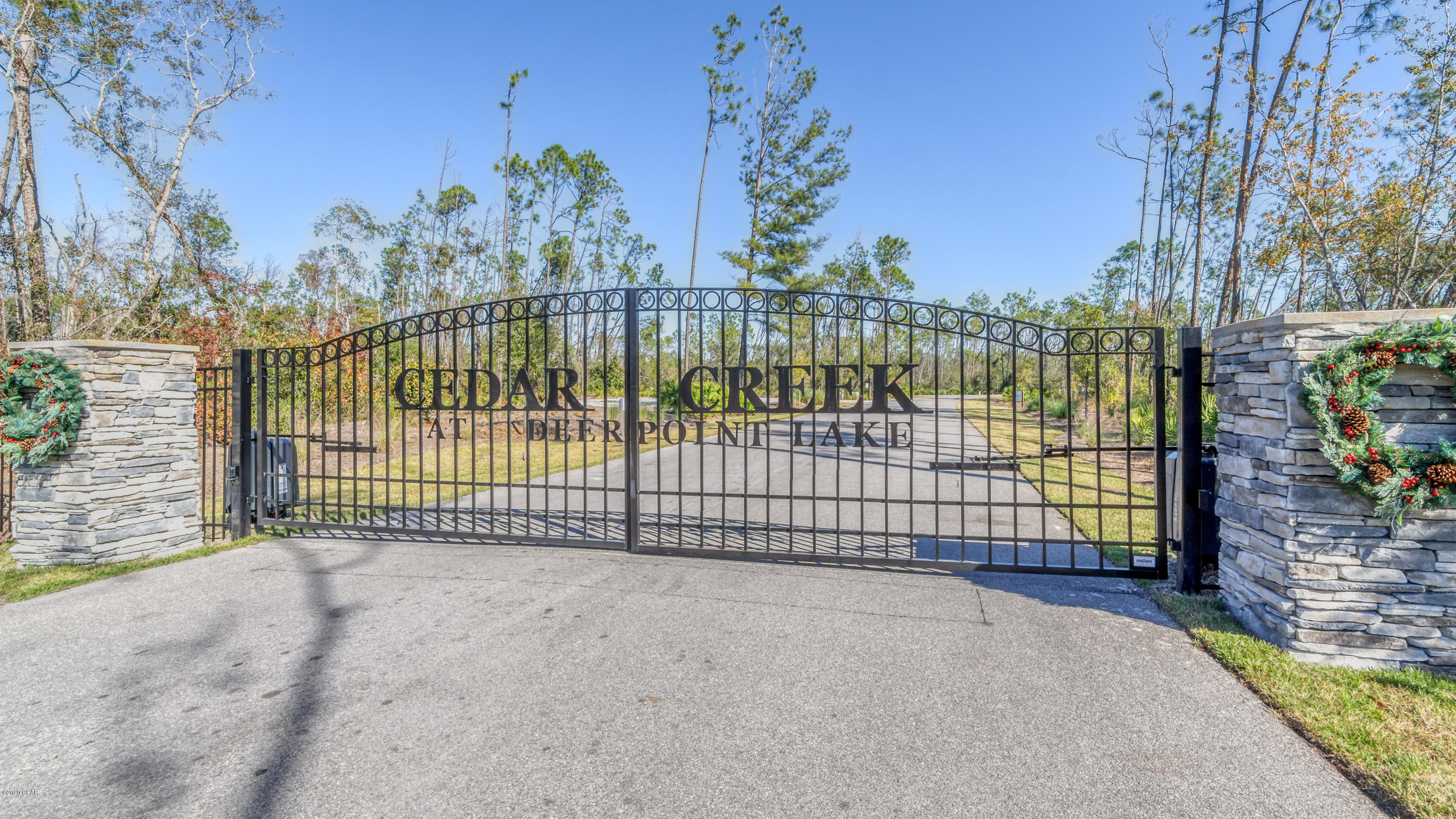 Cedar Creek At Deerpoint Lake - Residential