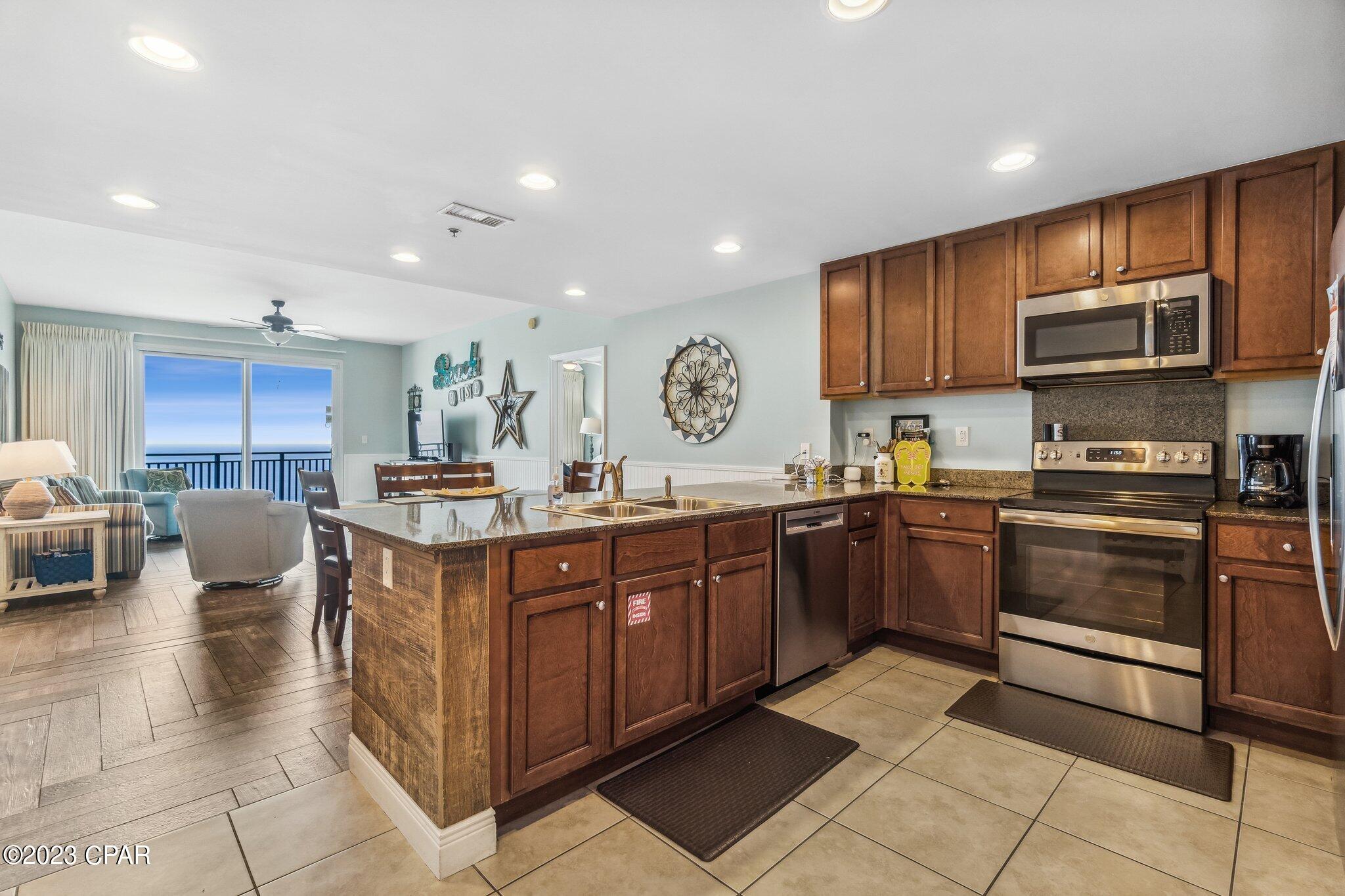 Sterling Breeze - Residential