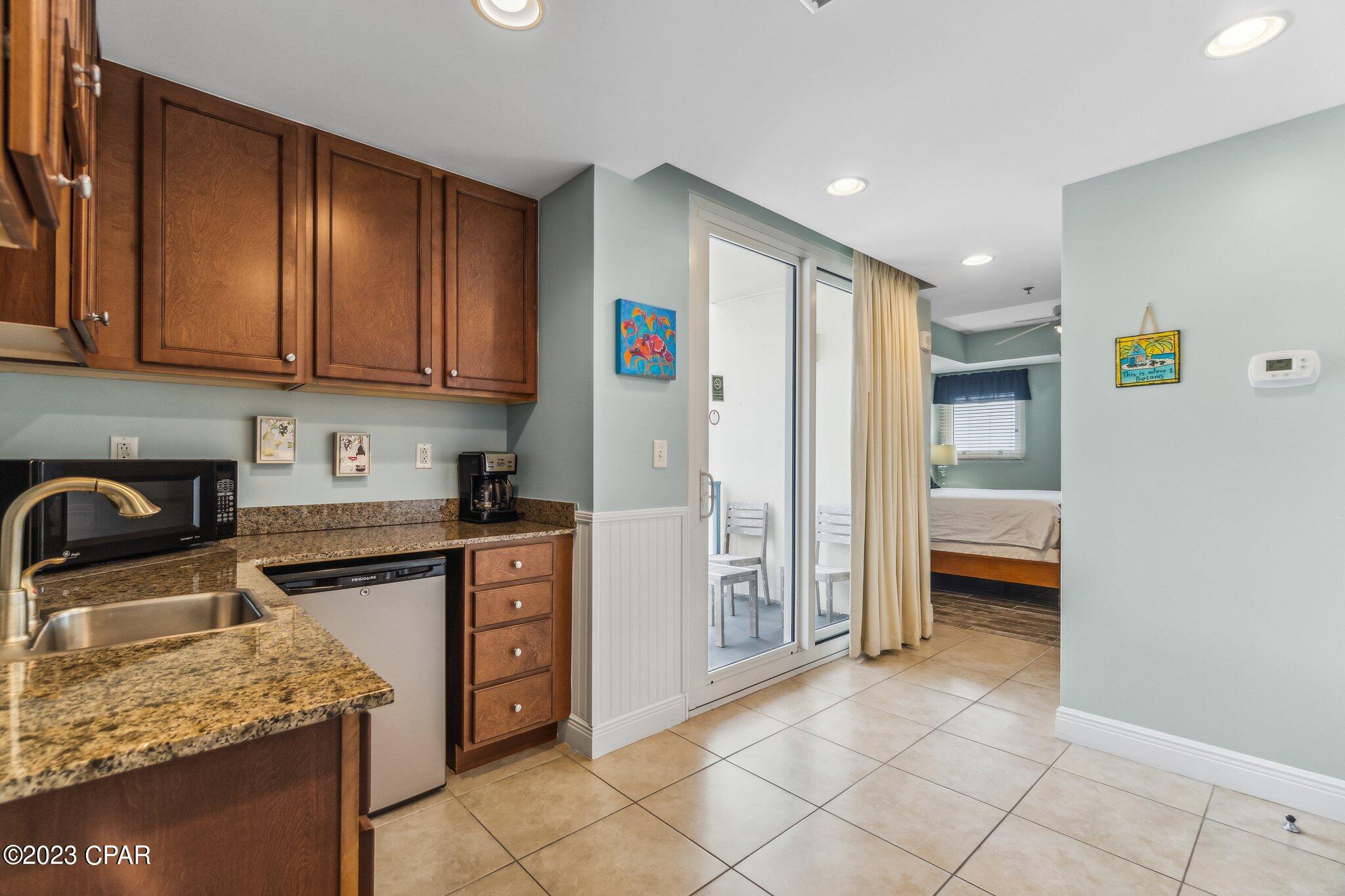 Sterling Breeze - Residential