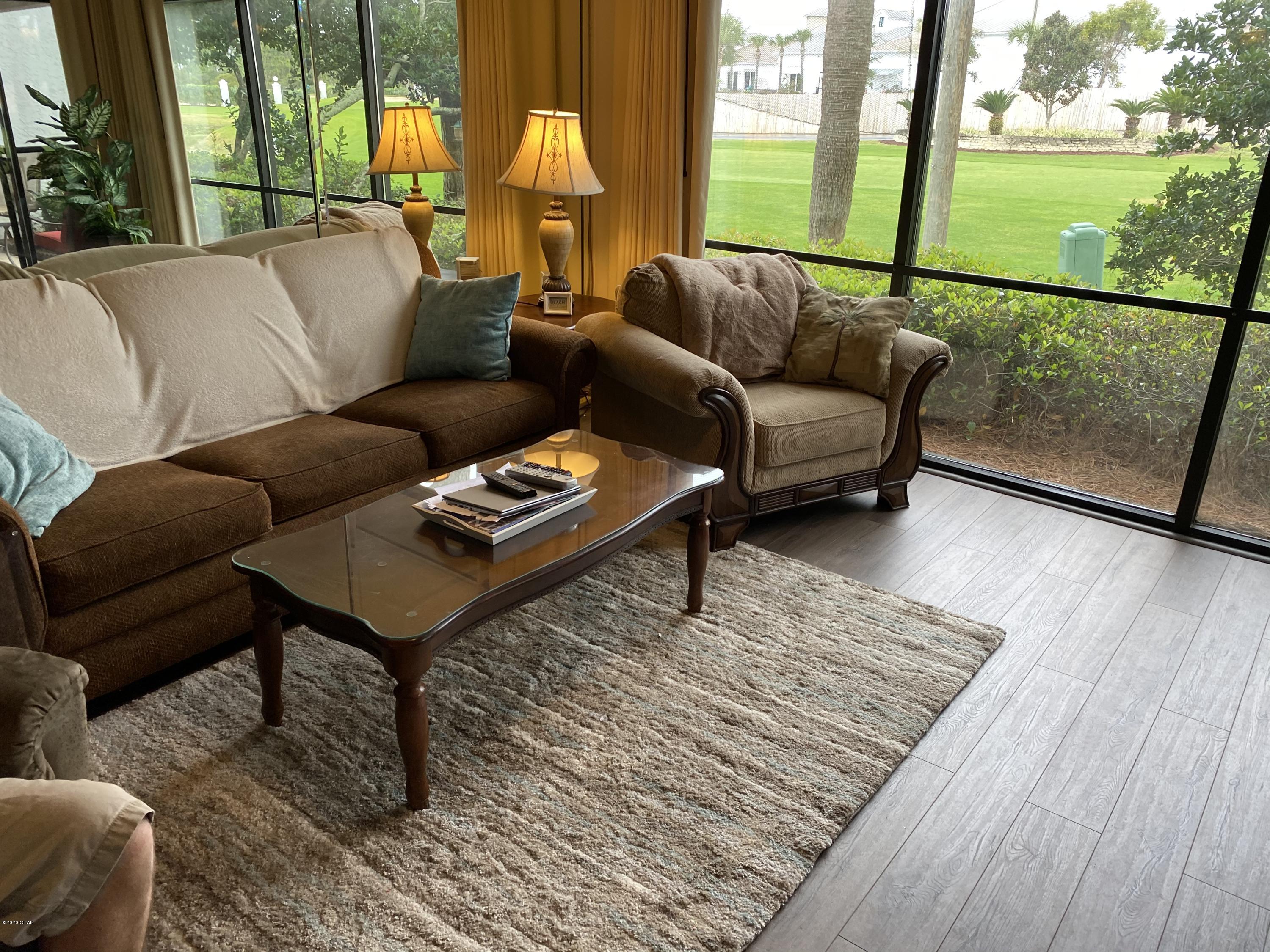 Edgewater Golf Villas V-B - Residential