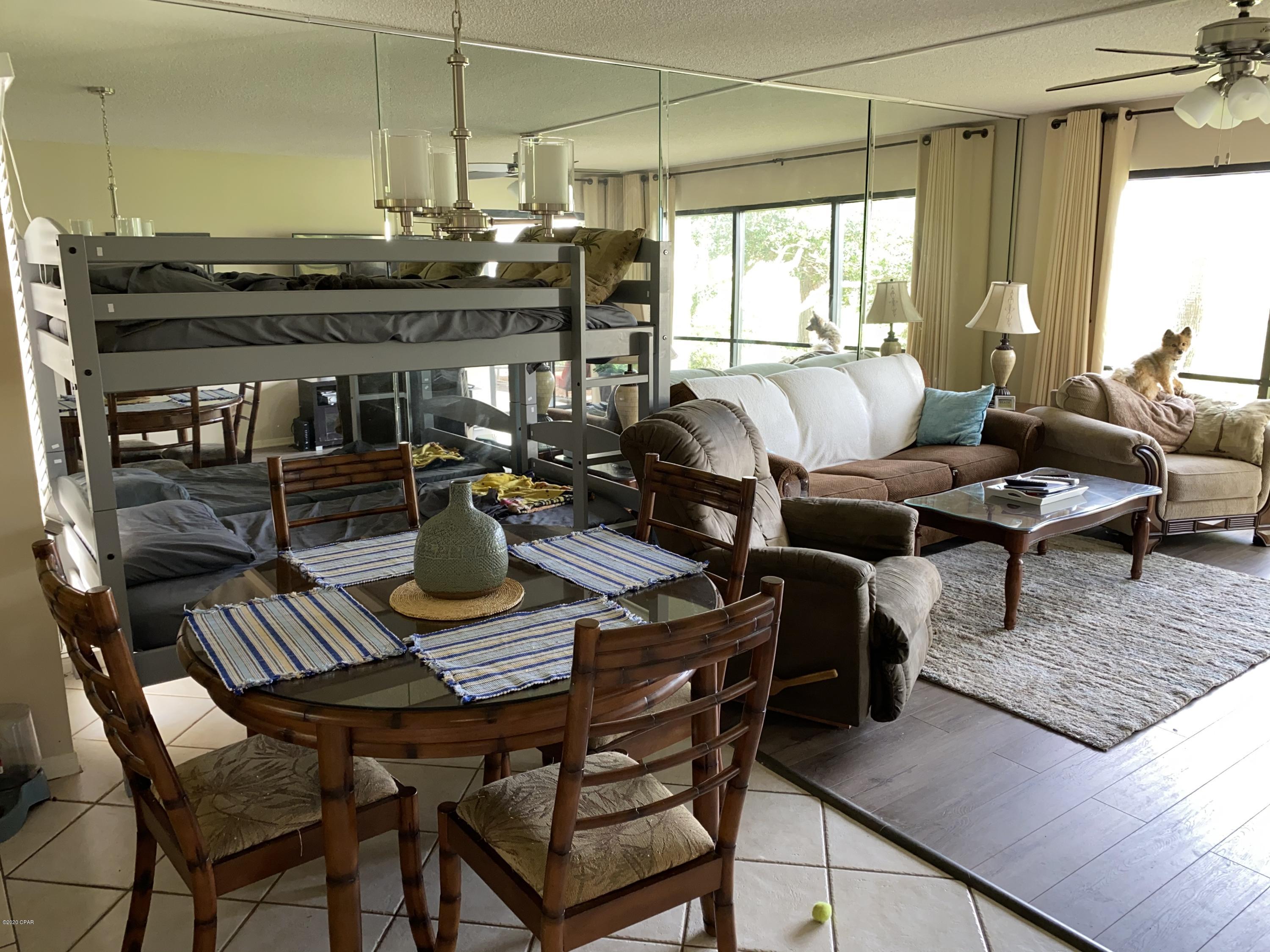 Edgewater Golf Villas V-B - Residential