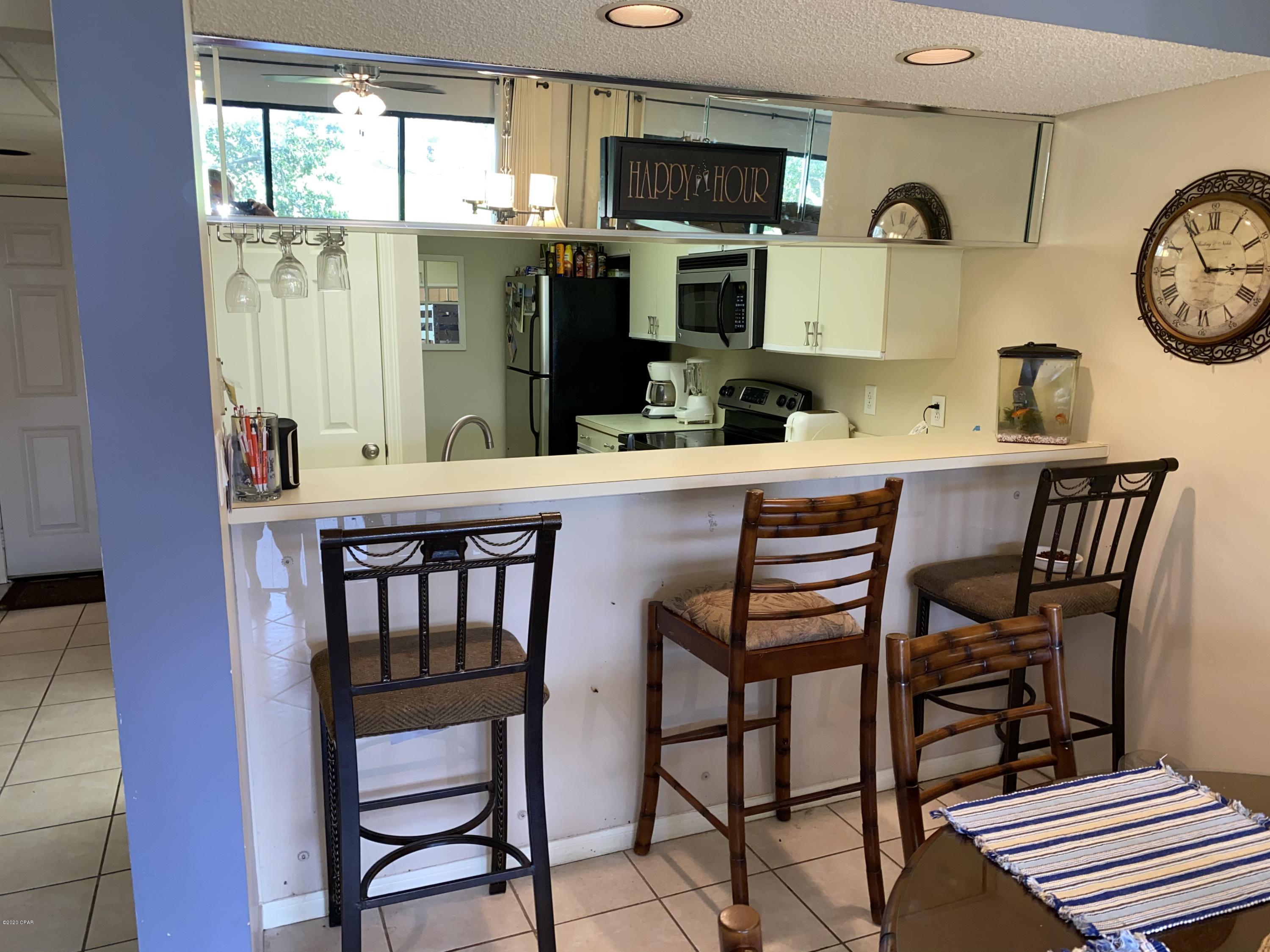 Edgewater Golf Villas V-B - Residential