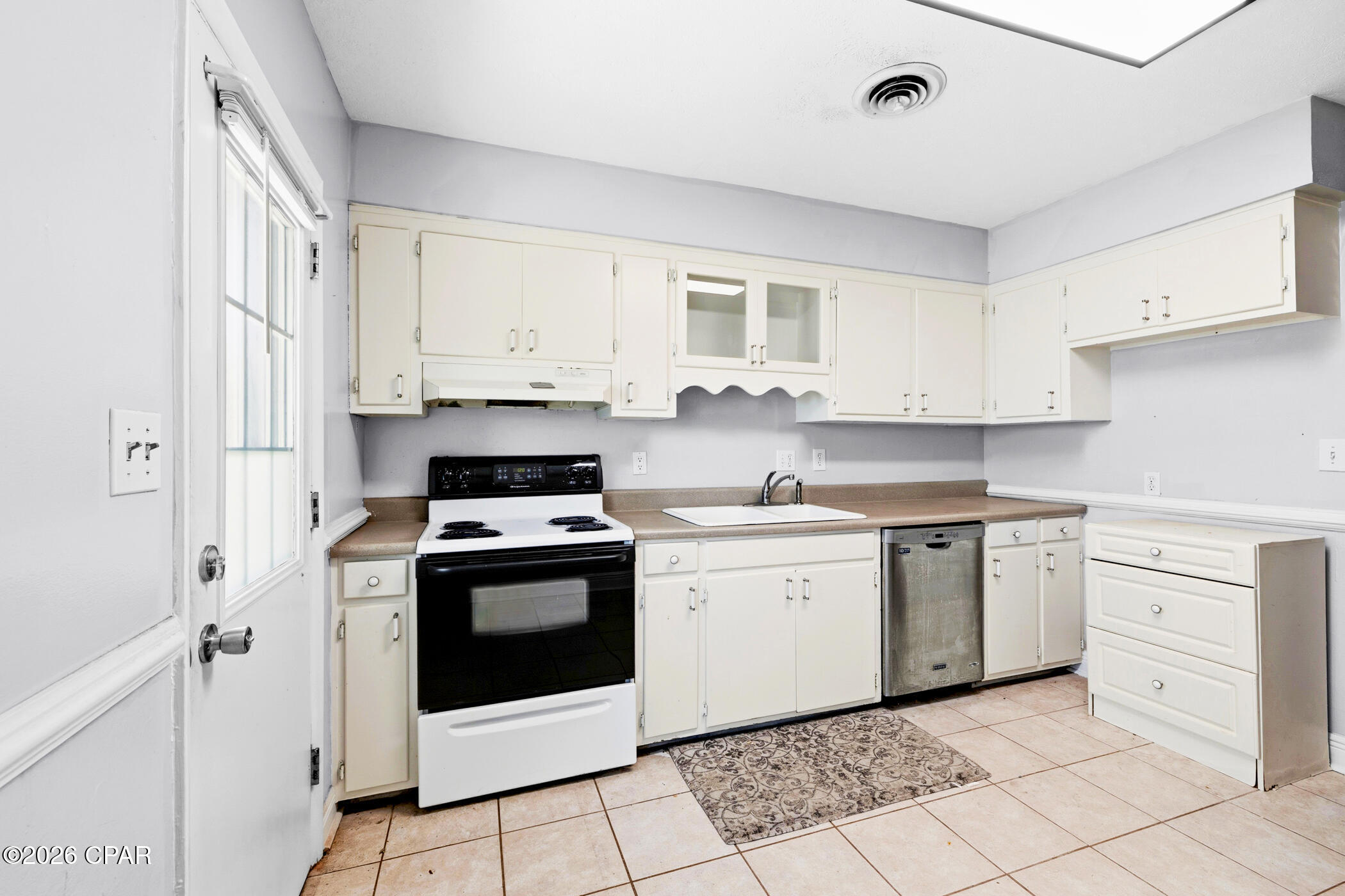 Silver Sands Beach - Residential
