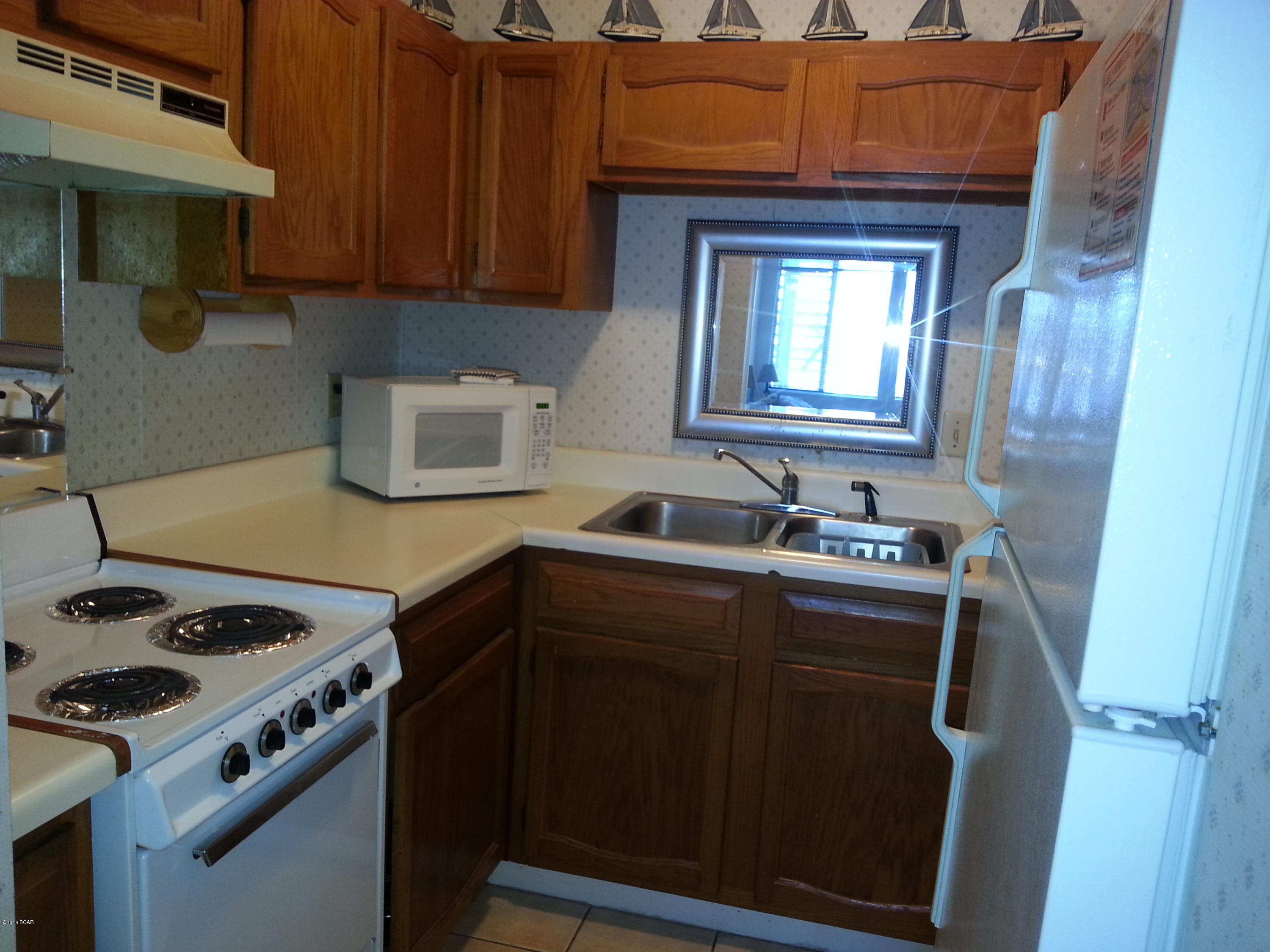 Lullwater Beach - Residential Lease