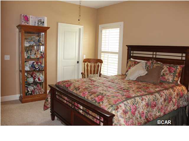 Hawks Landing - Residential