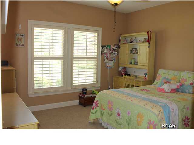Hawks Landing - Residential