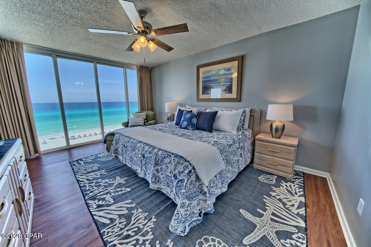 Long Beach Towers III - Residential