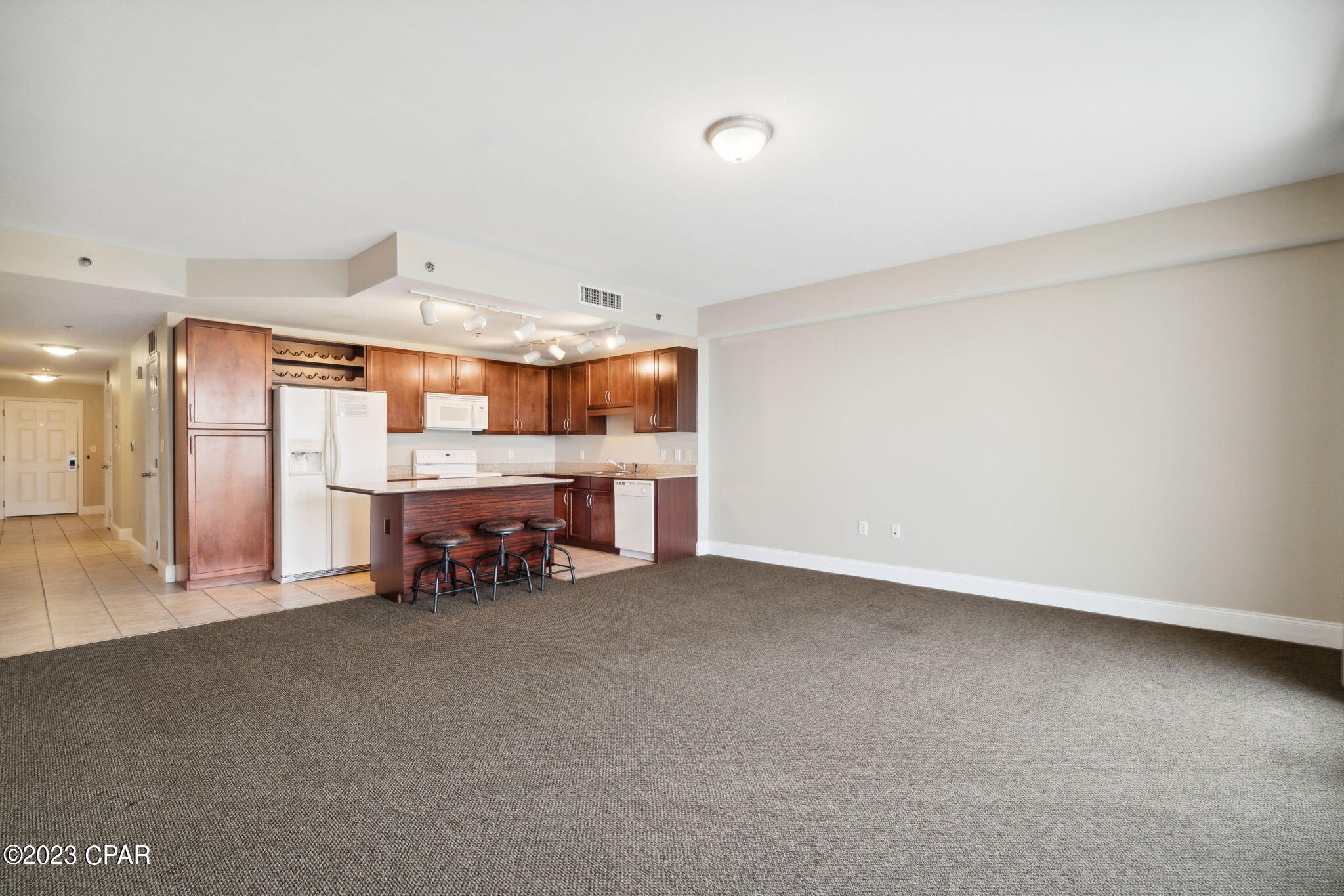 Laketown Wharf - Residential