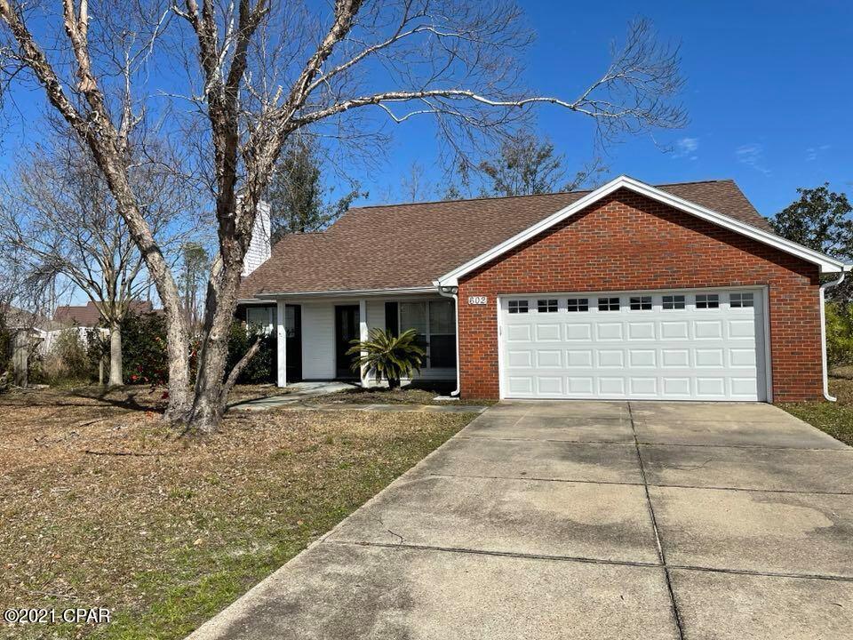 Very nice, 3 bedroom/2 bath home. Open floor plan. Close to all the activity on 23rd St.(shopping, restaurants.....), yet secluded and on a cul-de-sac. House features 2 car care garage, a propane fire place. In the process of having 8 1/2X 18ft. screened in back porch re screened. All electric utilities with exception of propane fireplace.